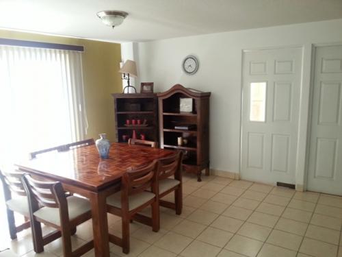 Casa en venta, zona 16