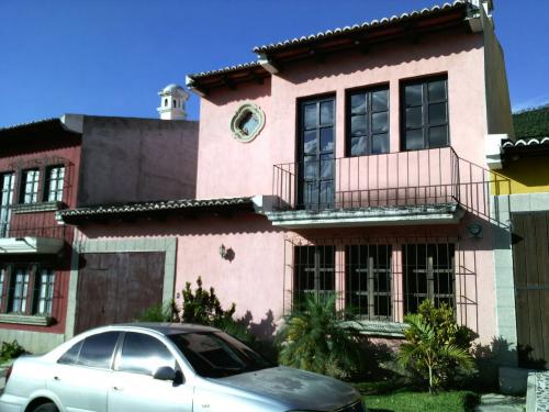 HERMOSA CASA EN JOCOTENANGO