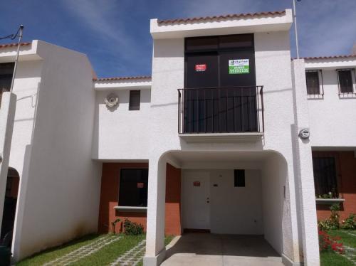 CITYMAX ANTIGUA VENDE CASA EN SANTA LUCIA MILPAS ALTAS. SACATEPEQUEZ