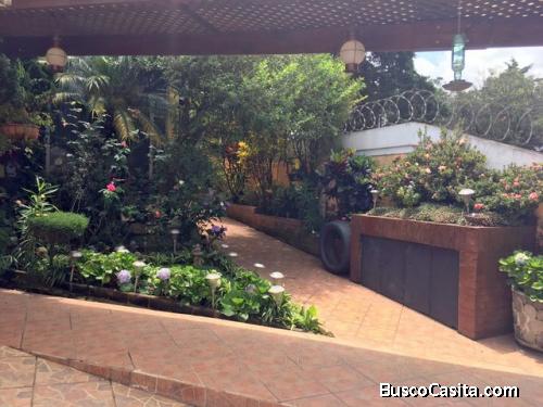 Hermosa Casa en venta ubicada en sector A-5 Ciudad San Cristóbal