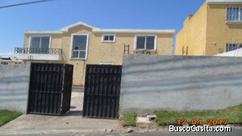 Vendo bonita casa en condominio Prados de San José, San José Pinula, Guatemala