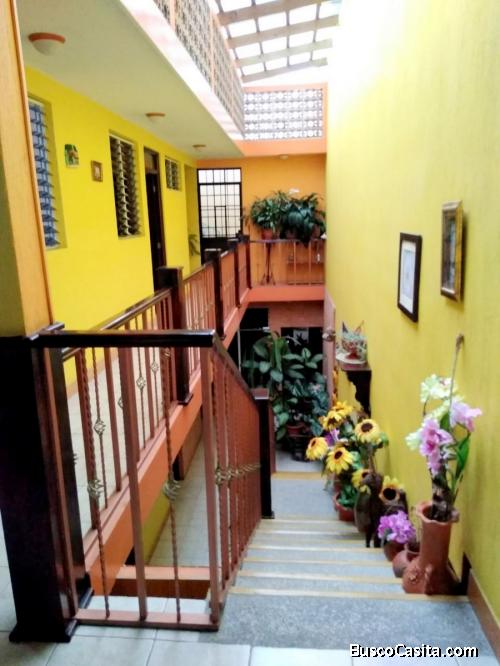 Casa en venta fuera de garita zona 6 