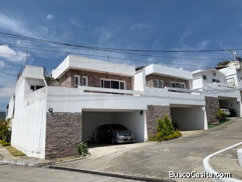 Casa en venta en condominio Ciudad San Cristobal sector A3