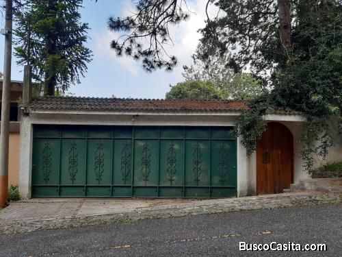 Excelente Vivienda en Carretera a El Salvador