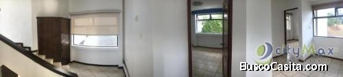 Vena Casa zona 16, condominio La Montaña