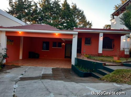 Hermosa Casa en Residenciales los DIAMANTES, sector EXCLUSIVO, ideal para Familia.