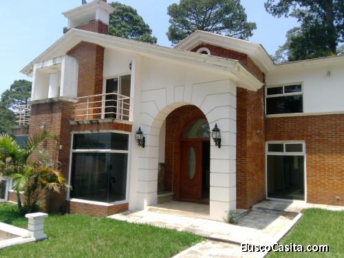 Excelente Vivienda en Bellas Luces