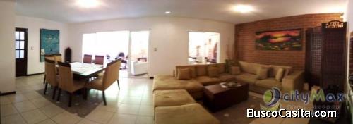 Venta linda casa en zona 16, Excelente Precio