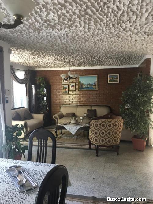 Vendo Casa en zona 7, excelente Ubicación Comercial