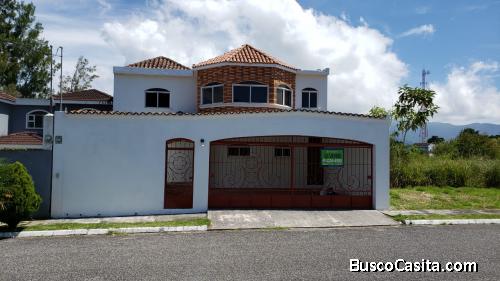 CASA EN VENTA EN MONTE CRISTO , SAN JOSE PINULA