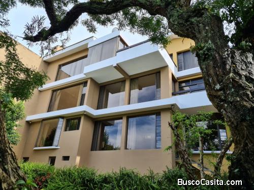Casa en venta en Km. 10 Carretera al Salvador Condominio Montebello