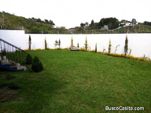 Venta De Casa En Santa Catarina Pinula 