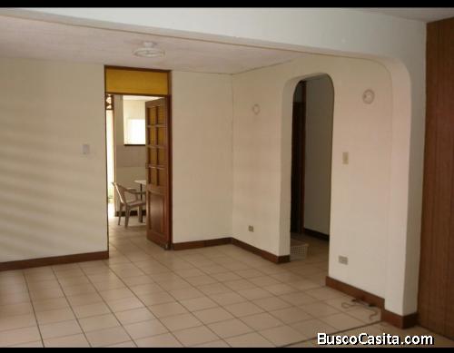 Casa en venta en Zona 11, Colonia Utatlán 2