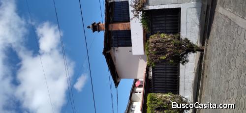 Preciosa casa en Venta a 500 metros de Interplaza en Xela