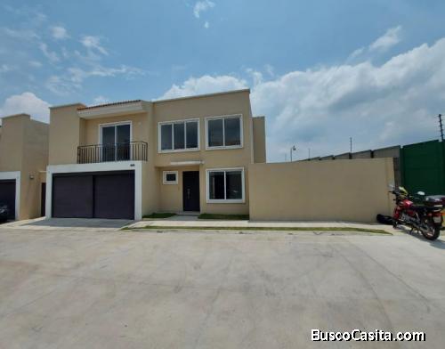 Casa en Venta en Km. 21.5 Condominio Cumbres de Arboleda