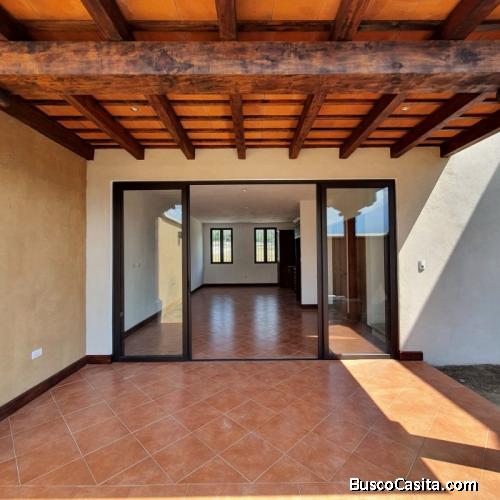Casa en venta en Club Residencial, Ciudad Vieja, Sacatepéquez.