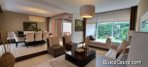 Casa en Venta en Condominio en zona 16!!!