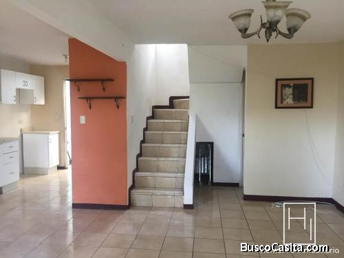 HomePro Inmobiliaria vende casa en Alamedas de Villa Flores, San Miguel Petapa.