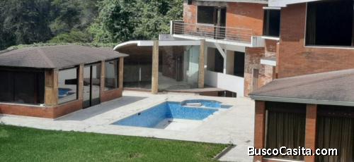 Casa en Venta, 5 dormitorios, Piscina