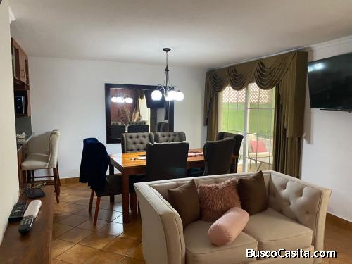 Venta de Casa en Jardines de Arrazola, Fraijanes