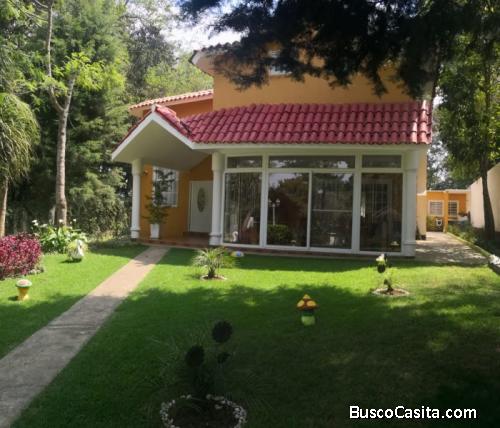 Hermosa Casa Tipo Campestre  En Santiago Sacatepequez