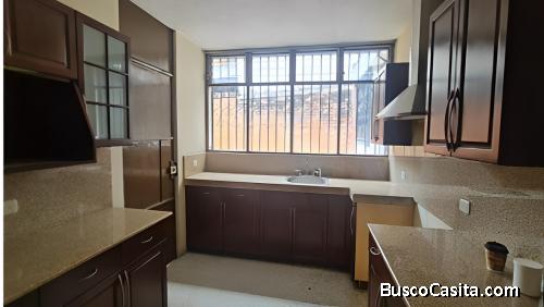 Casa en Venta en zona 15 Vista Hermosa III