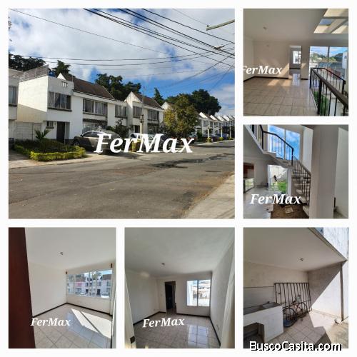 Se VENDE casa en San José Pinula