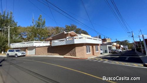 Casa en venta  en zona 2 San Angel