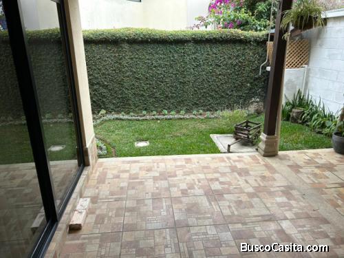 En Venta casa zona 16 La Montaña