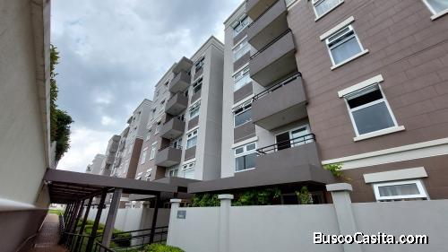 Apartamento en Venta Condado Naranjo zona 4 Mixco