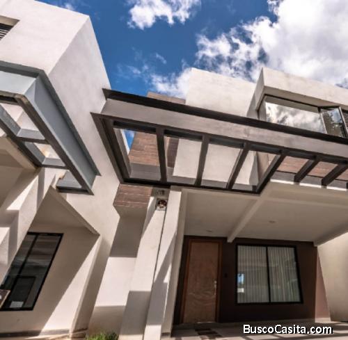 Casa En Venta En Residencial Exclusiva; Idi: 125180