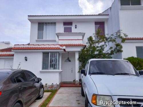 Casa En Venta En Condominio Chocorral, San Lucas; Idi: 130768