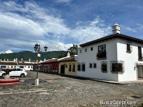 Casas en venta a 5 cuadras del parque central de #AntiguaGuatemala en planos 