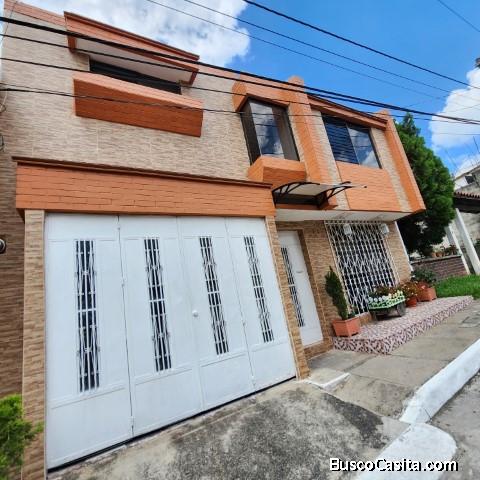 Casa En Venta Lomas Del Sur Villa Nueva Barcenas; Idi: 83372