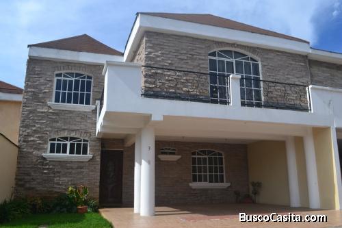  Venta  de Casa en Carretera a El Salvador km. 18.5