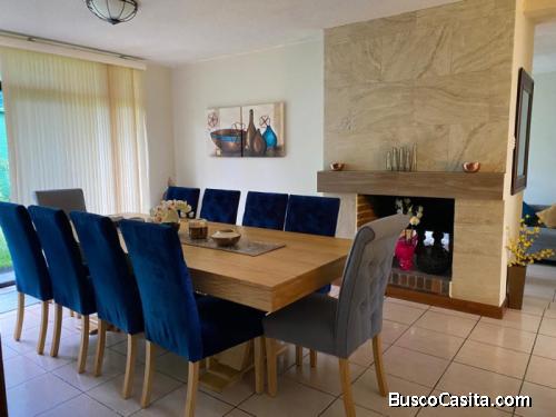 Hermosa casa amueblada en venta en Km 16 CAES