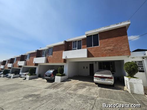 Citymax-Advance vende casa de 2 niveles en condominio residencial, Sector A10 de San Cristóbal