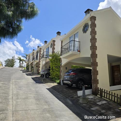 VENTA DE CASA EN CAÑADAS DE ARRAZOLA