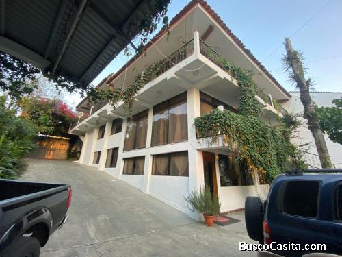 Casa en Venta zona 15 VH2