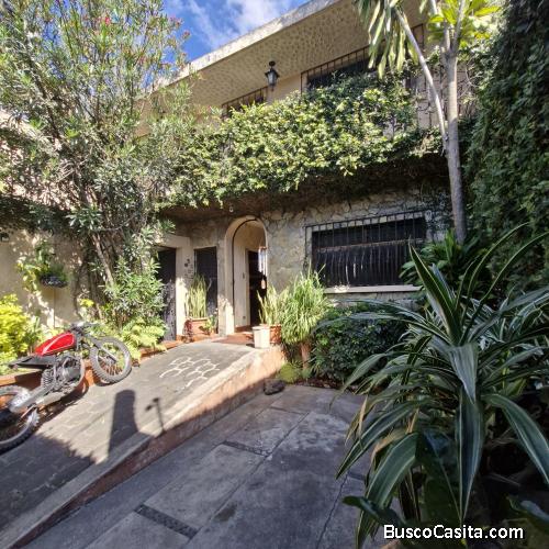 Casa en venta en zona 6 Colonia Martinico