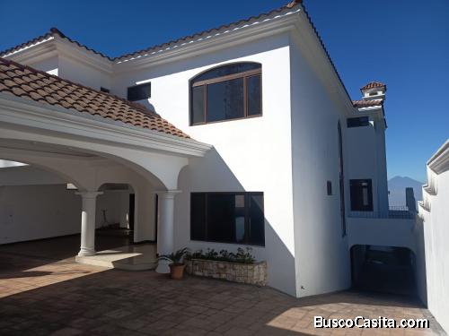 Venta ESPECTACULAR MANSIÓN DE LUJO EN ALTOS DE MONTEBELLO.