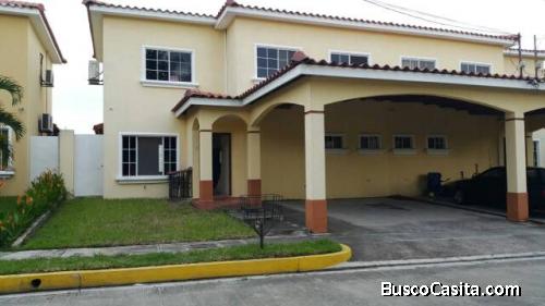 Alquilo o Vendo Casa en Quintas de Gratamira 