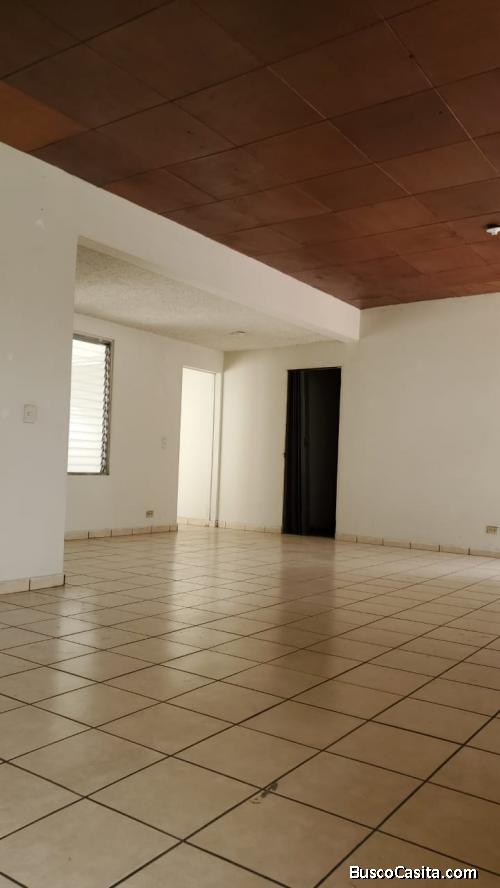 Casa en  Colonia Flor de  una planta, Ideal  oficinas, bodega pequeña, para remodelar. 