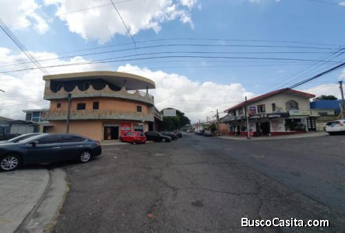 VENDO Edificio comercial en Ciudad Merliot
