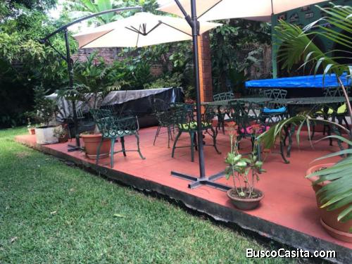 Vendo casa en Santa Ana