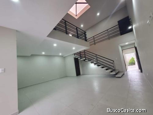 Casa a estrenar en zona de gran plusvalia