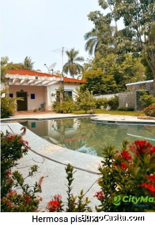 Encantadora casa en venta en Residencial Salinitas, Sonsonate.