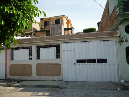 VENDO CASA, RESIDENCIAL LA VEGA, TEG.