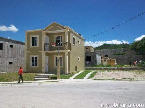 Venta de casa en Res. los Hidalgos II Etapa