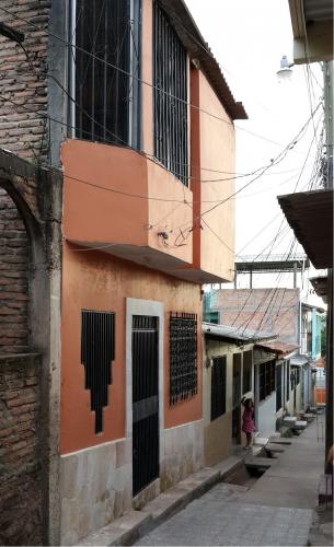 VENTA DE CASA  EN EL HATO  A ESCASOS METROS DE LA U.N.A.H